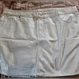 Old Navy Size 20 Mid Rise Shiny Silver Denim Skirt